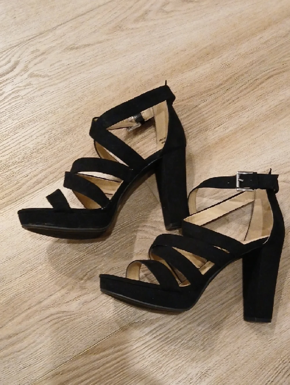 Chinese Laundry Black Suede Multi-Strap Block Heels 8.5 - Picture 3 of 7